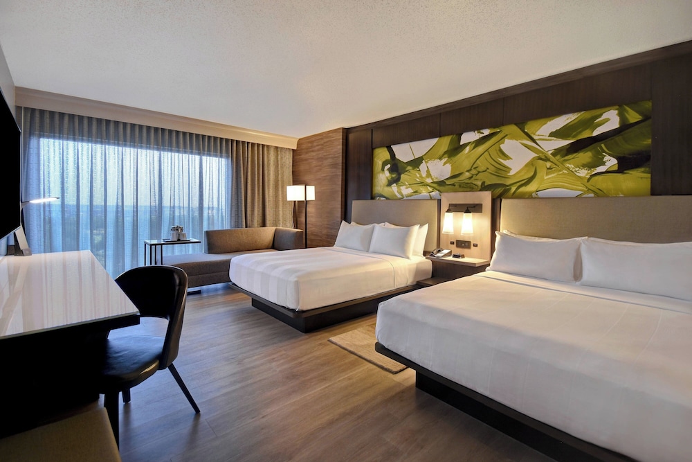 Room, 2 Queen Beds - Photo 1