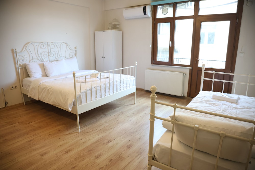 Deluxe Room, Balcony photo 2