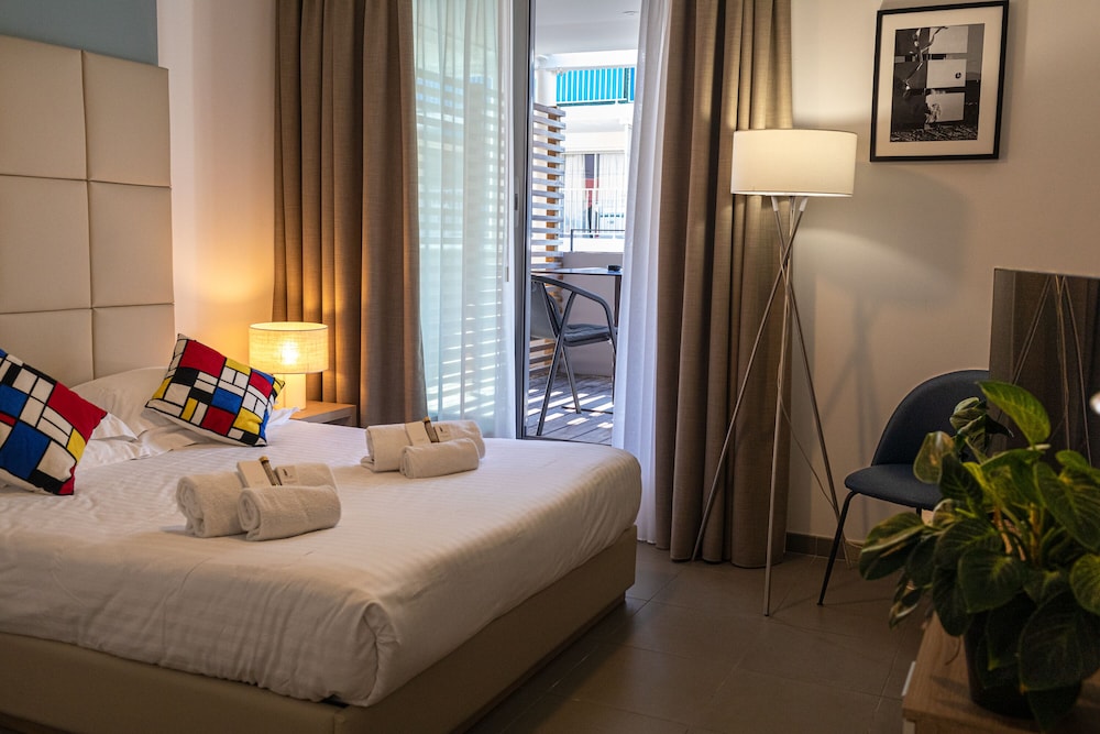 Design Apartment, Terrace, City View - Photo 1