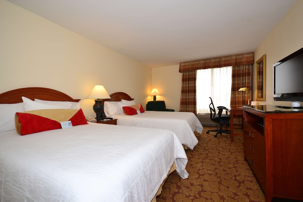 Room, 2 Double Beds, Accessible (Roll-In Shower, Hearing) - Photo 3