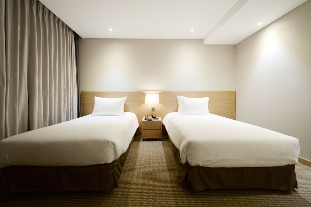 Standard Twin Room photo 3