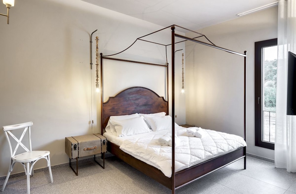 Suite, 1 Queen Bed with Sofa bed, Terrace