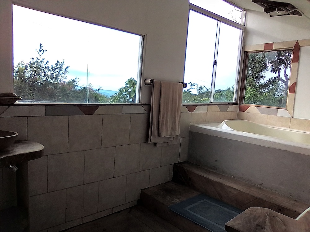 Double Room Single Use, Bathtub, Mountain View photo 3