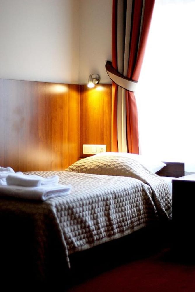 Standard Single Room - Photo 1