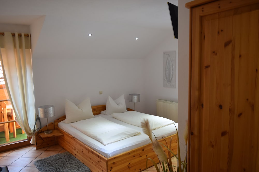 Double Room - Photo 1