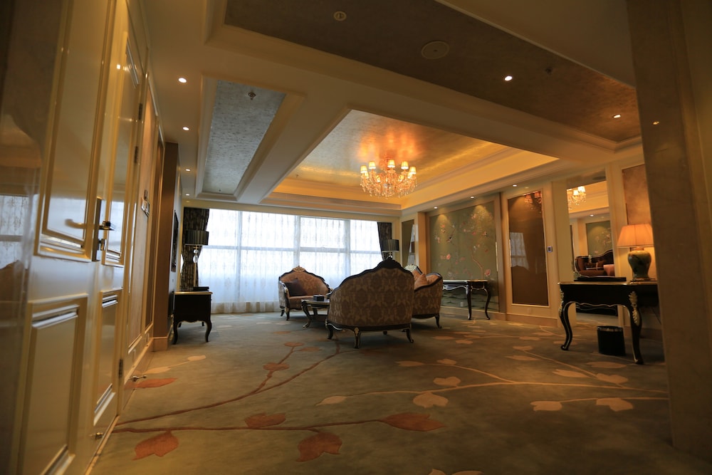 Presidential Suite photo 2