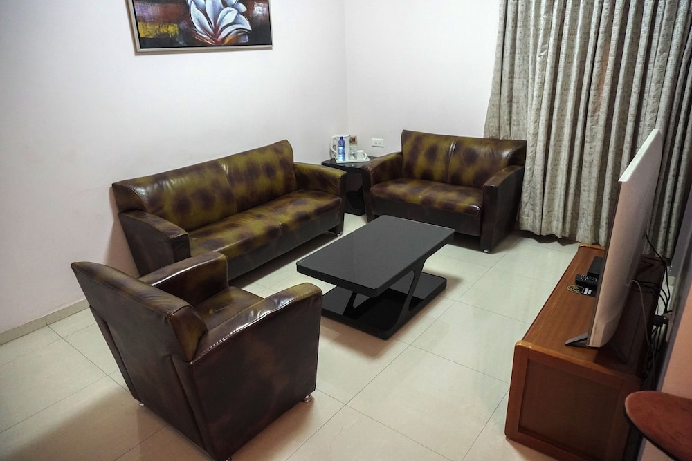 Deluxe Suite photo 1