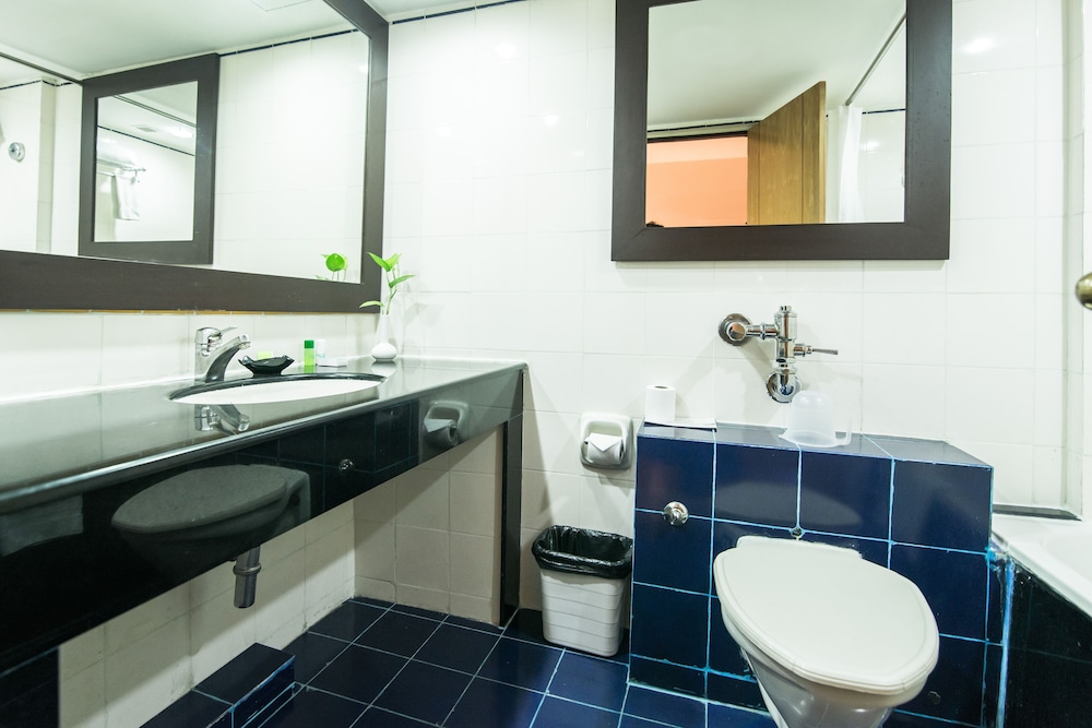 Deluxe Apartment, 1 Bedroom, Smoking photo 3