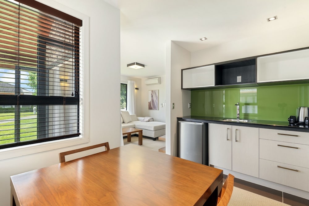 Premium Luxury Villa - Two Single Beds photo 1