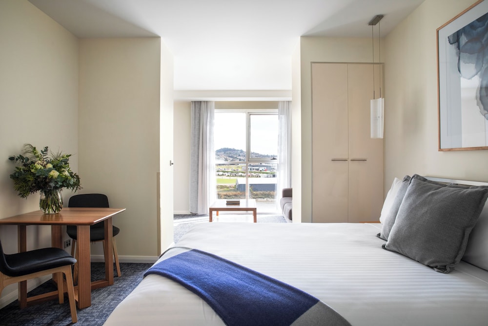 Room, 2 Bedrooms, River View photo 3
