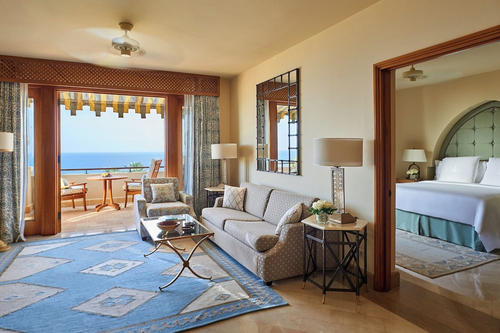 Suite, 1 Bedroom - Photo 3