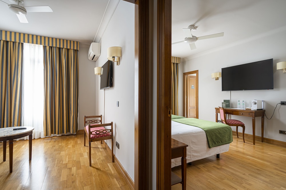 Superior Suite