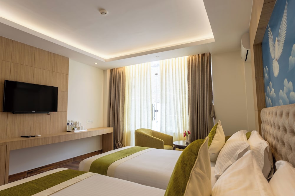 Deluxe Twin Room - Photo 3