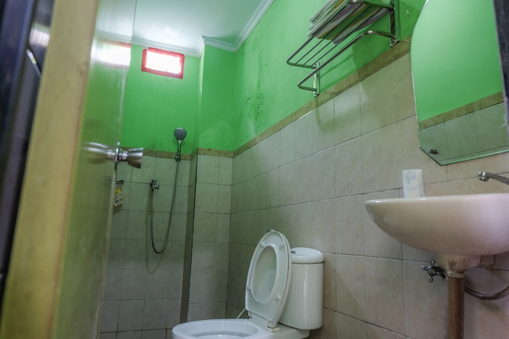 Suite - Photo 10