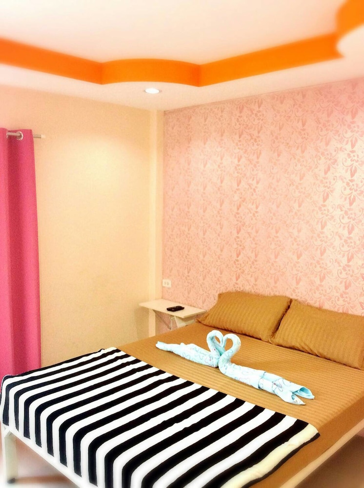 Standard Room photo 2