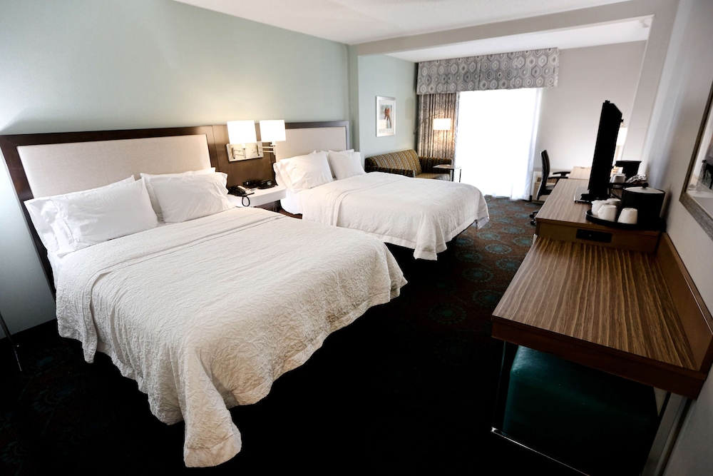 Room, Multiple Beds (Waterfront)