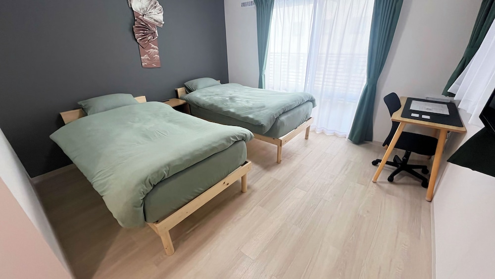 Standard Twin Room - Photo 1