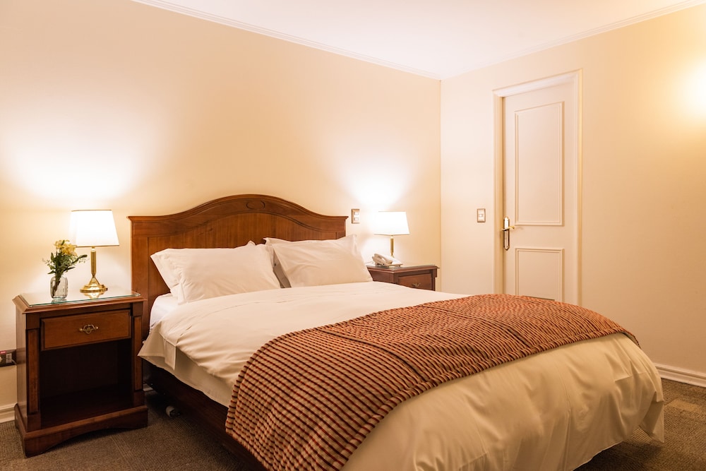 Standard Double Room - Photo 6