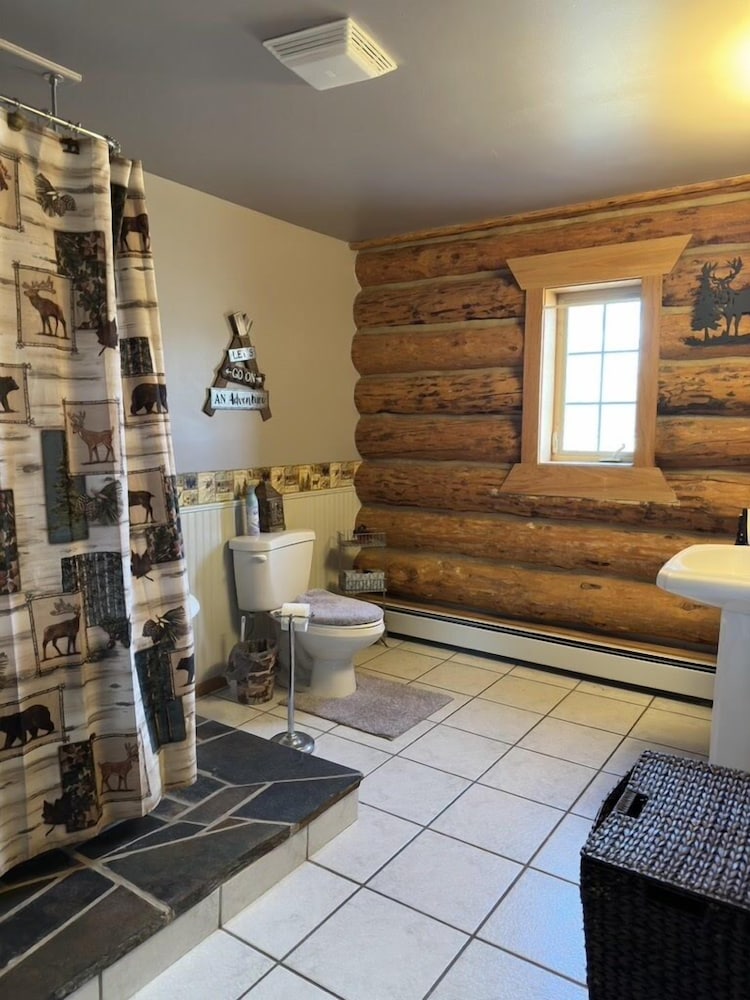 Deluxe Cabin photo 2