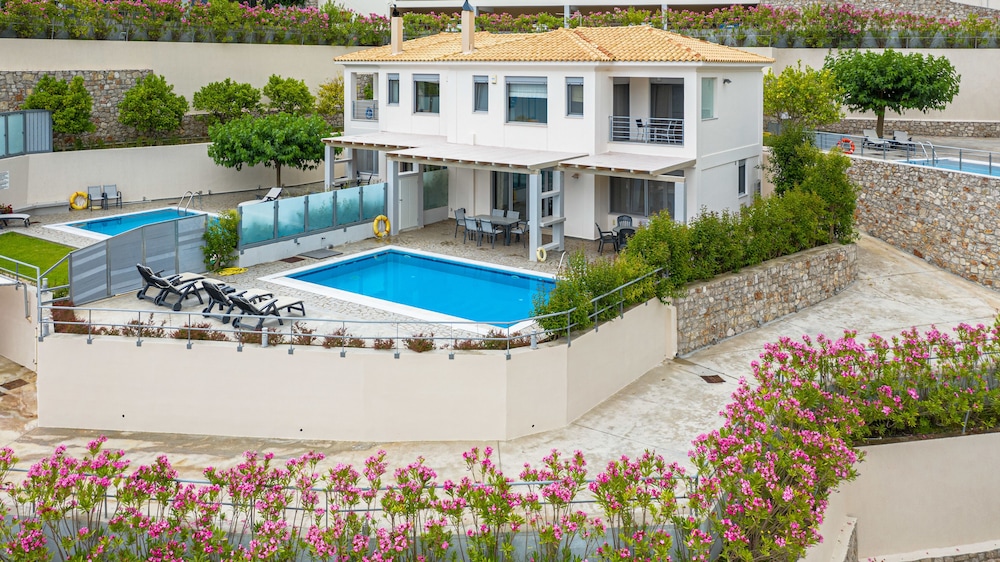 Premium Villa, 2 Bedrooms, Private Pool, Sea View (Thetis) photo 2