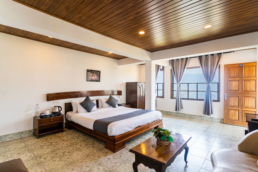 Executive Room - Photo 4