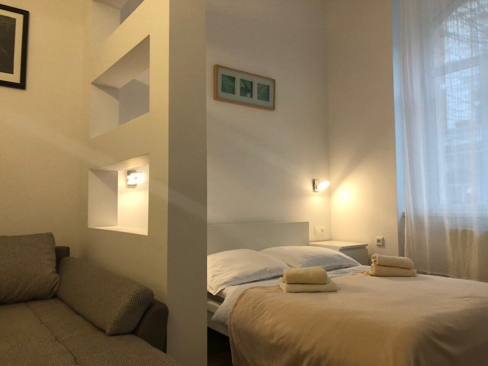 City Apartment photo 1