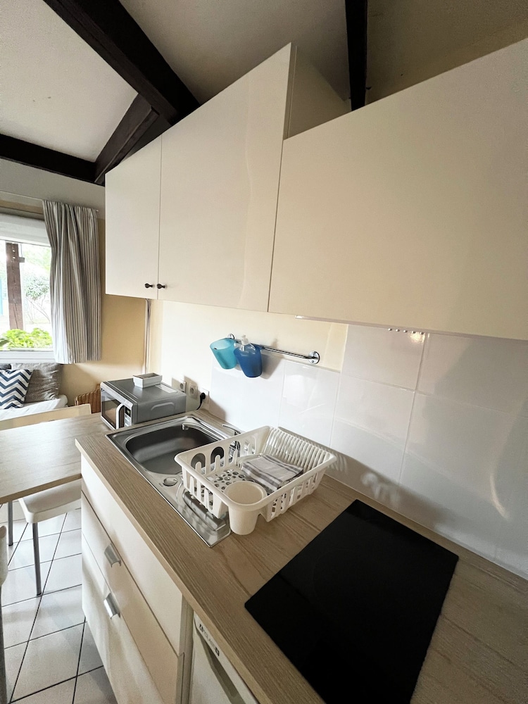 One Bedroom Duplex with Kitchenette with 1 Double and 1 Sofa Bed - Photo 4