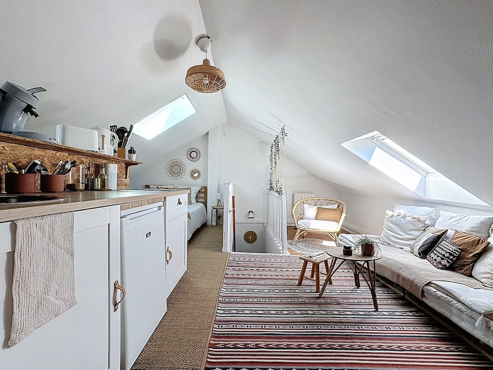 City Apartment, City View