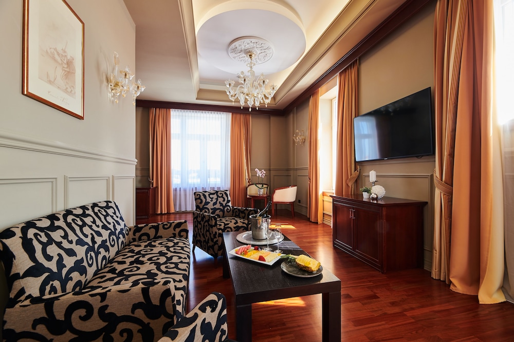 Studio Suite