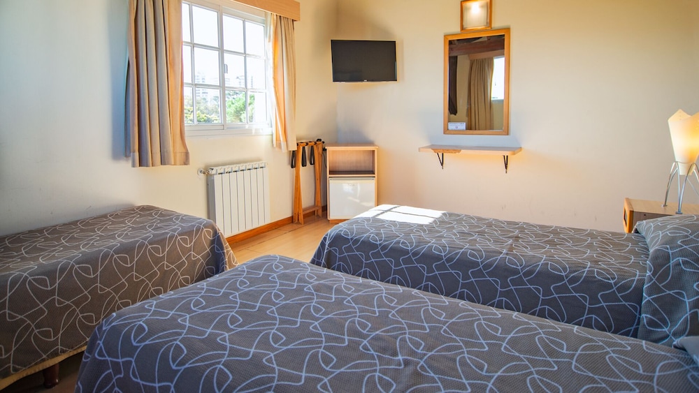Triple Room, 1 Bedroom, Private Bathroom