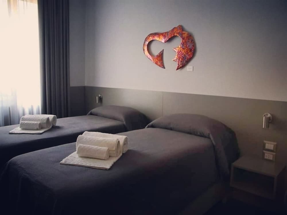Comfort Double Room, Private Bathroom, Garden View (Partenope)