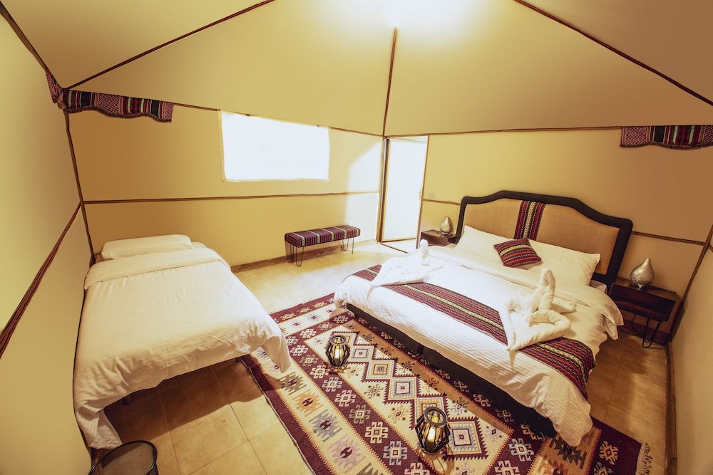 Deluxe Tent, 1 Bedroom, Private Bathroom photo 3