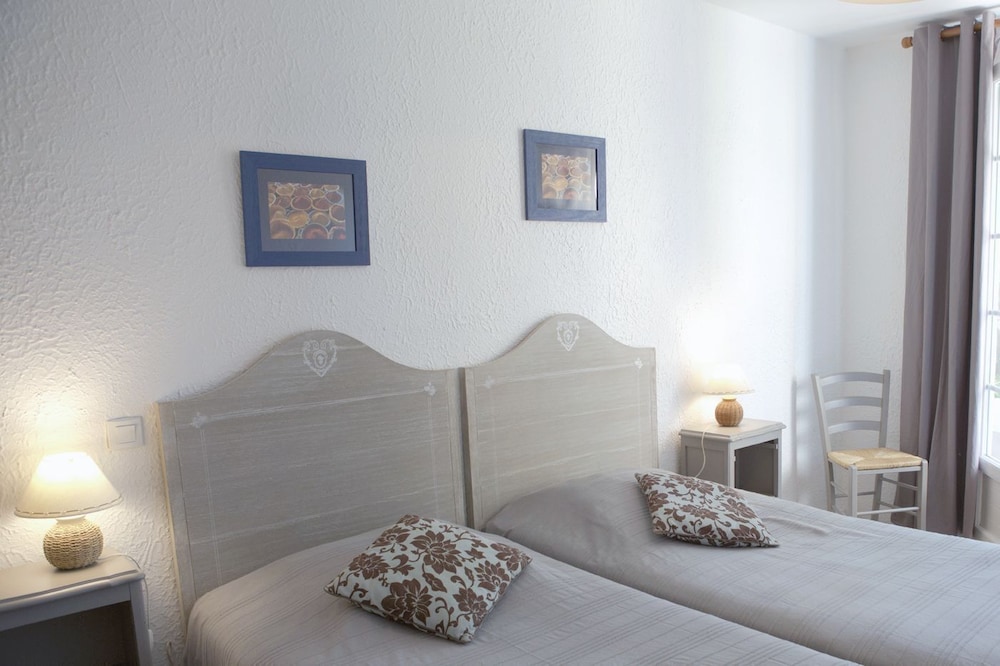 Twin Room, Garden View