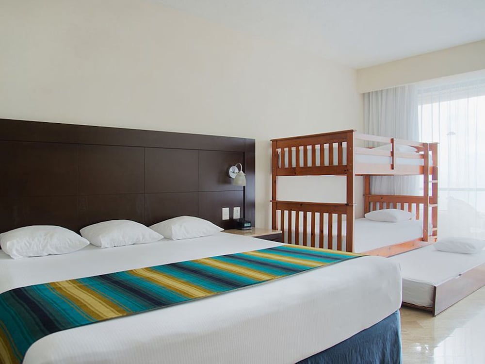 Family Suite Crown