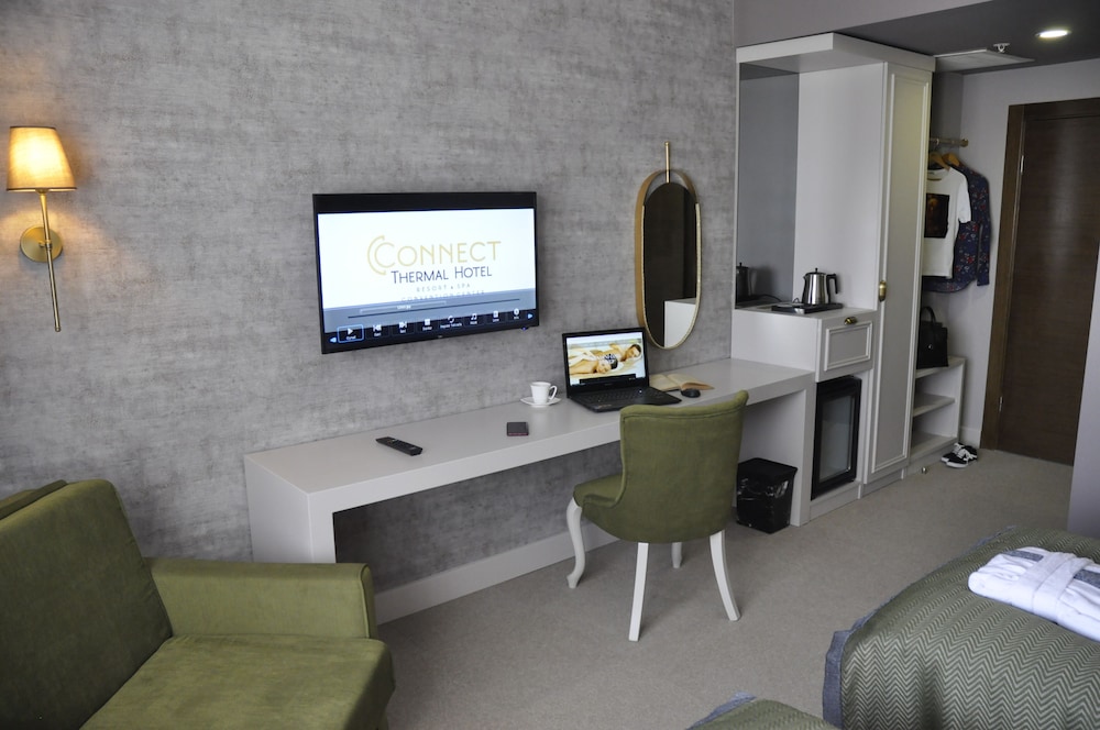 Standard Twin Room - Photo 2