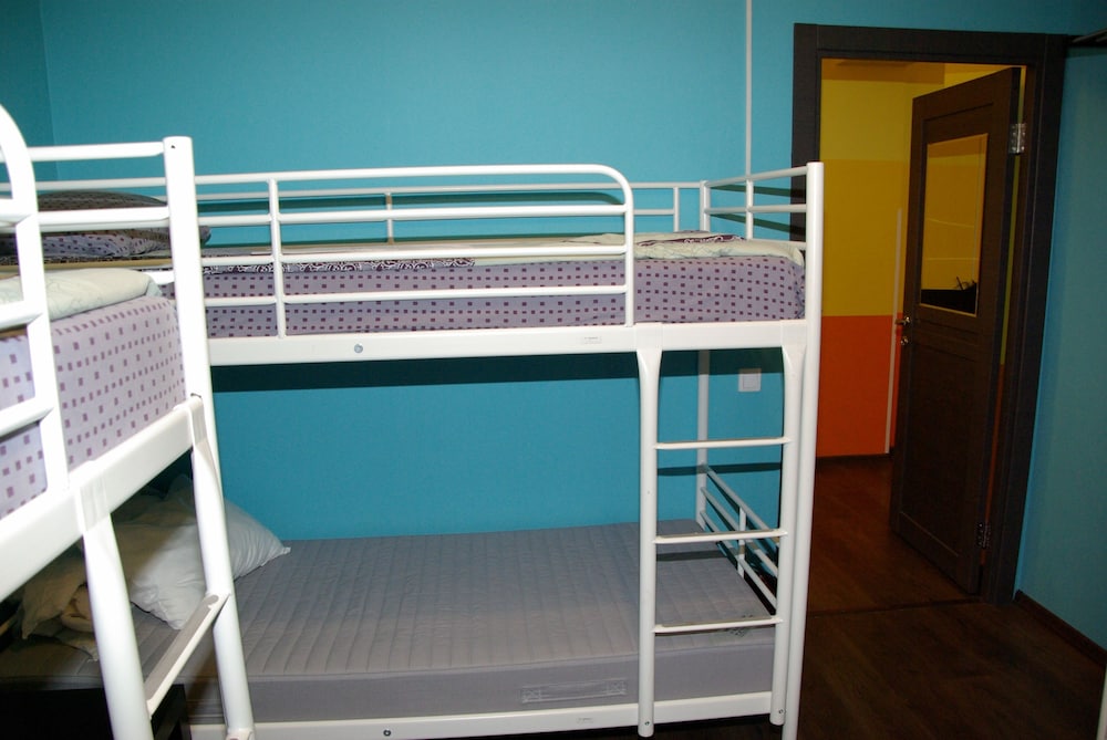 One Bed In 6 Bed Mixed Dorm Room photo 1