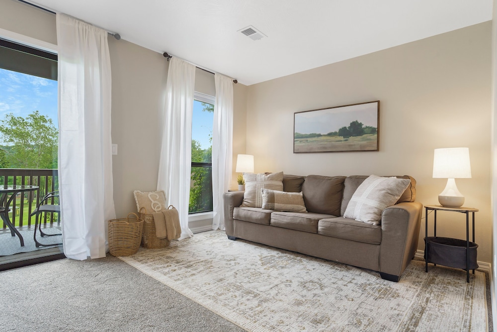 Condo, 1 King Bed with Sofa bed, Balcony, Golf View (Troon Golf View)