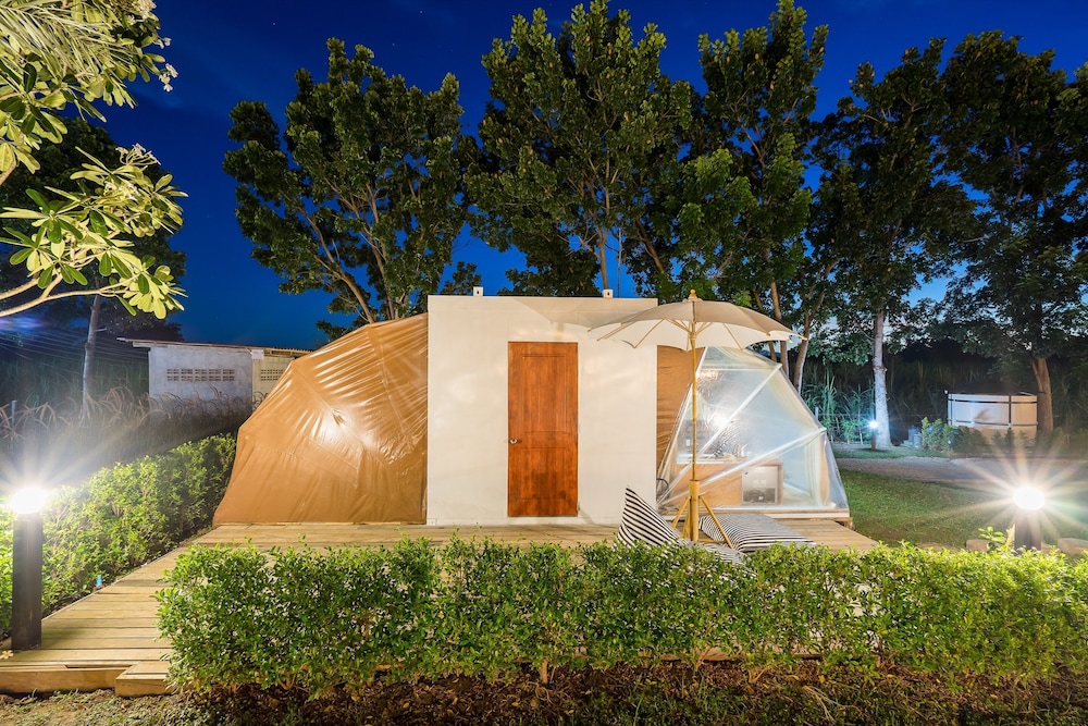 Two Bedroom Tent - Photo 5
