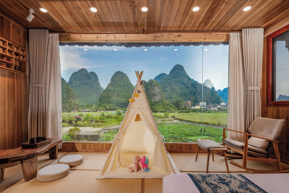 Family Twin Room, Pool Access