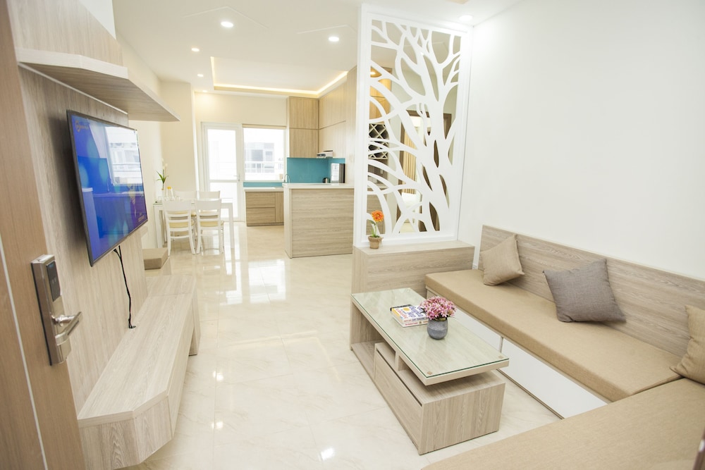 Deluxe Apartment, 2 Bedrooms, Partial Sea View