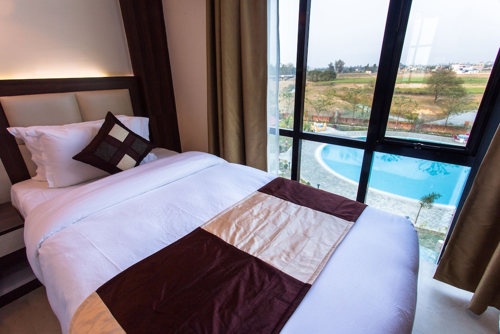 Deluxe Double or Twin Room, 1 Bedroom photo 2