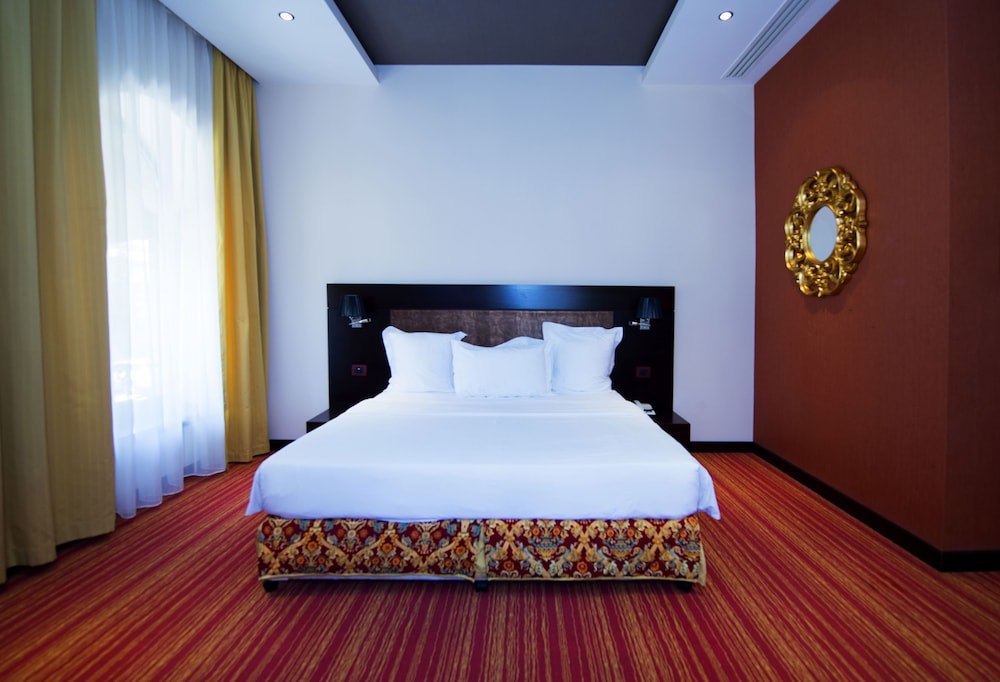 Deluxe Suite, 1 Bedroom photo 2