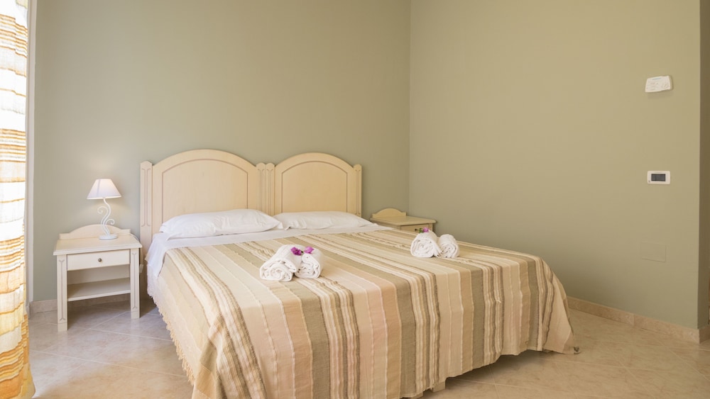 Superior Double Room, Partial Sea View photo 1
