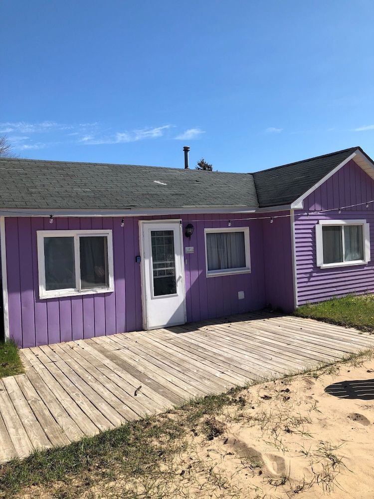 Purple Cottage #7 - 2 Bedroom