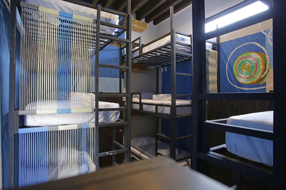 Shared Dormitory, Mixed Dorm, Shared Bathroom (9 Beds) photo 1