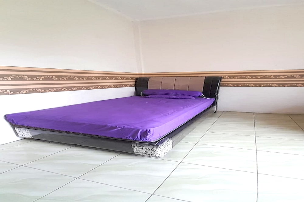 Basic Single Room photo 3