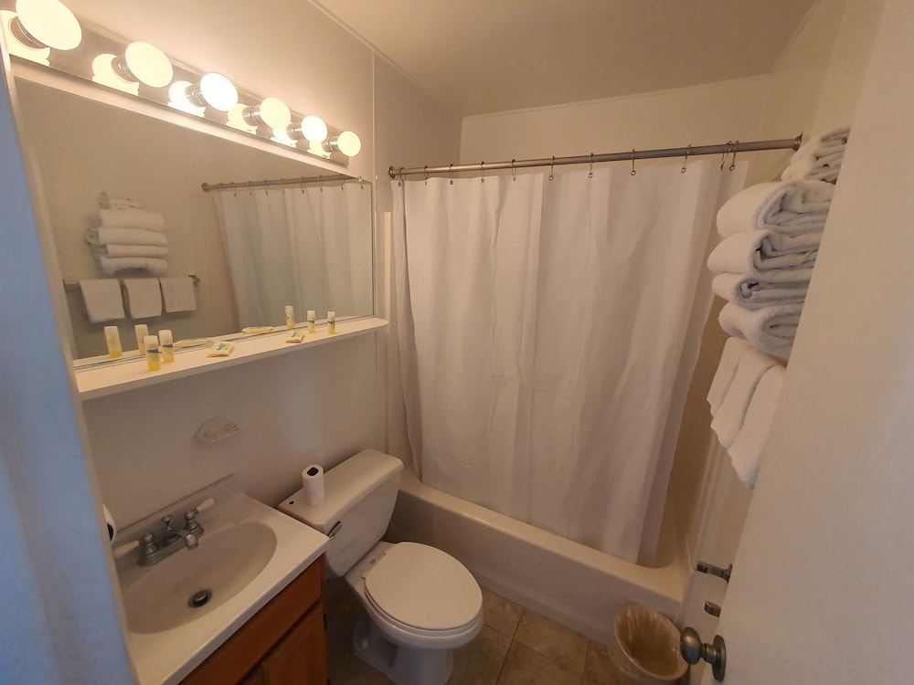 Family Apartment, 2 Bedrooms, 2 Bathrooms, Ocean View (Full Kitchen) photo 2
