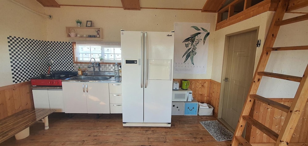 Basic Room, 1 Bedroom (Bada-dong dokchae(Ocean View)) - Photo 13