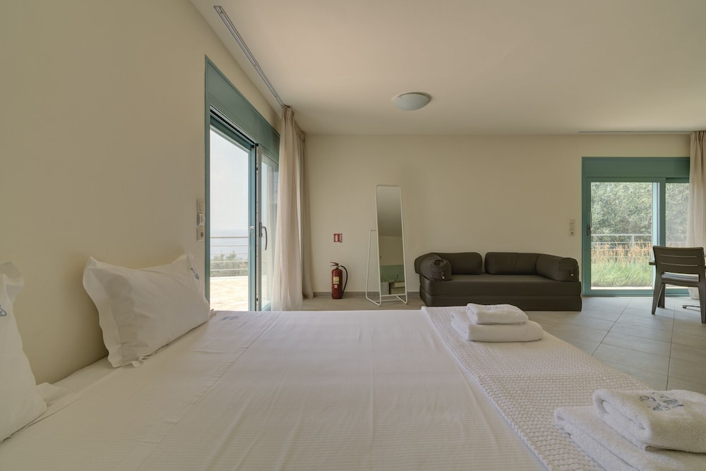 Ouzo Panoramic Houses 2, with private pool, Foto 5