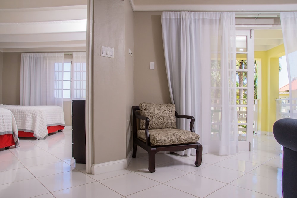 Junior Suite, 1 Bedroom, Ocean View photo 2